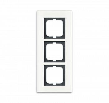 1723-811 Рамка Carat Белое стекло 3-постовая ABB фото